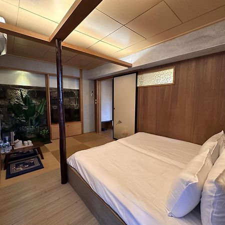 ทไวไลท์ เฮาส์ Apartment จิ่วเฟิ่น ภายนอก รูปภาพ