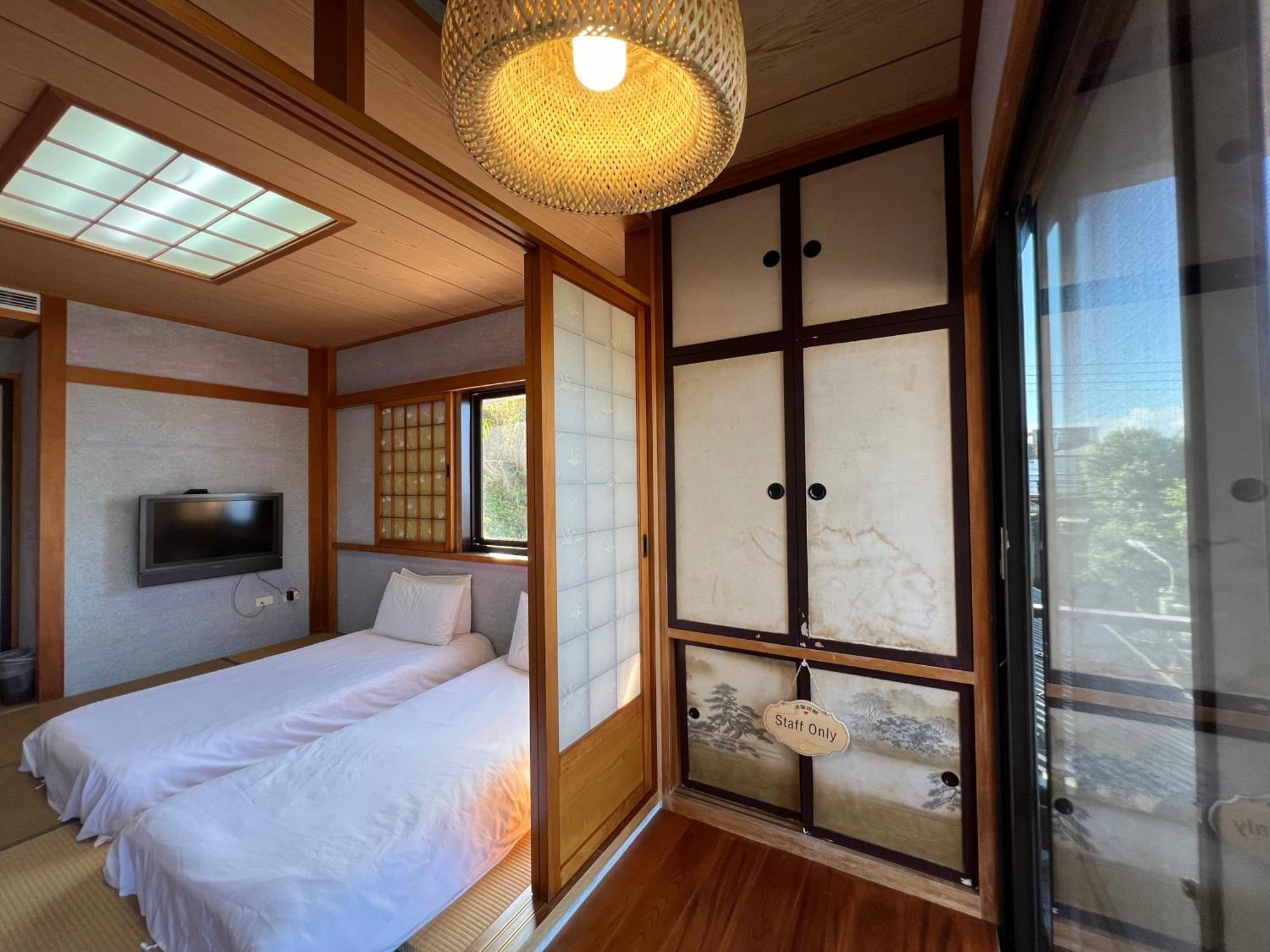 ทไวไลท์ เฮาส์ Apartment จิ่วเฟิ่น ภายนอก รูปภาพ
