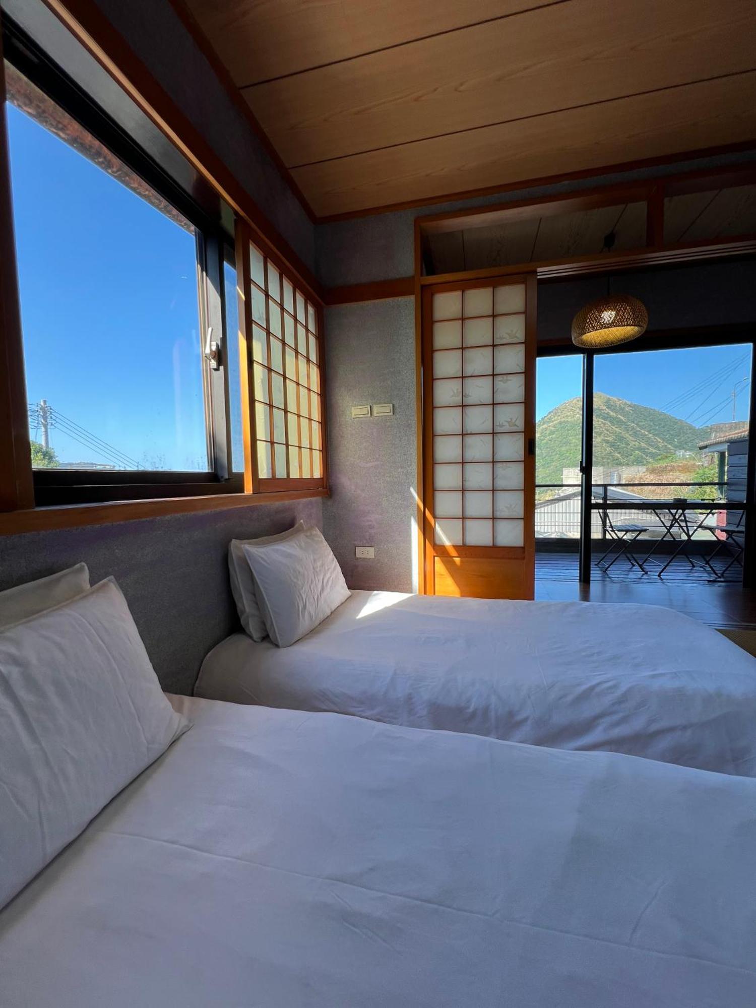ทไวไลท์ เฮาส์ Apartment จิ่วเฟิ่น ภายนอก รูปภาพ