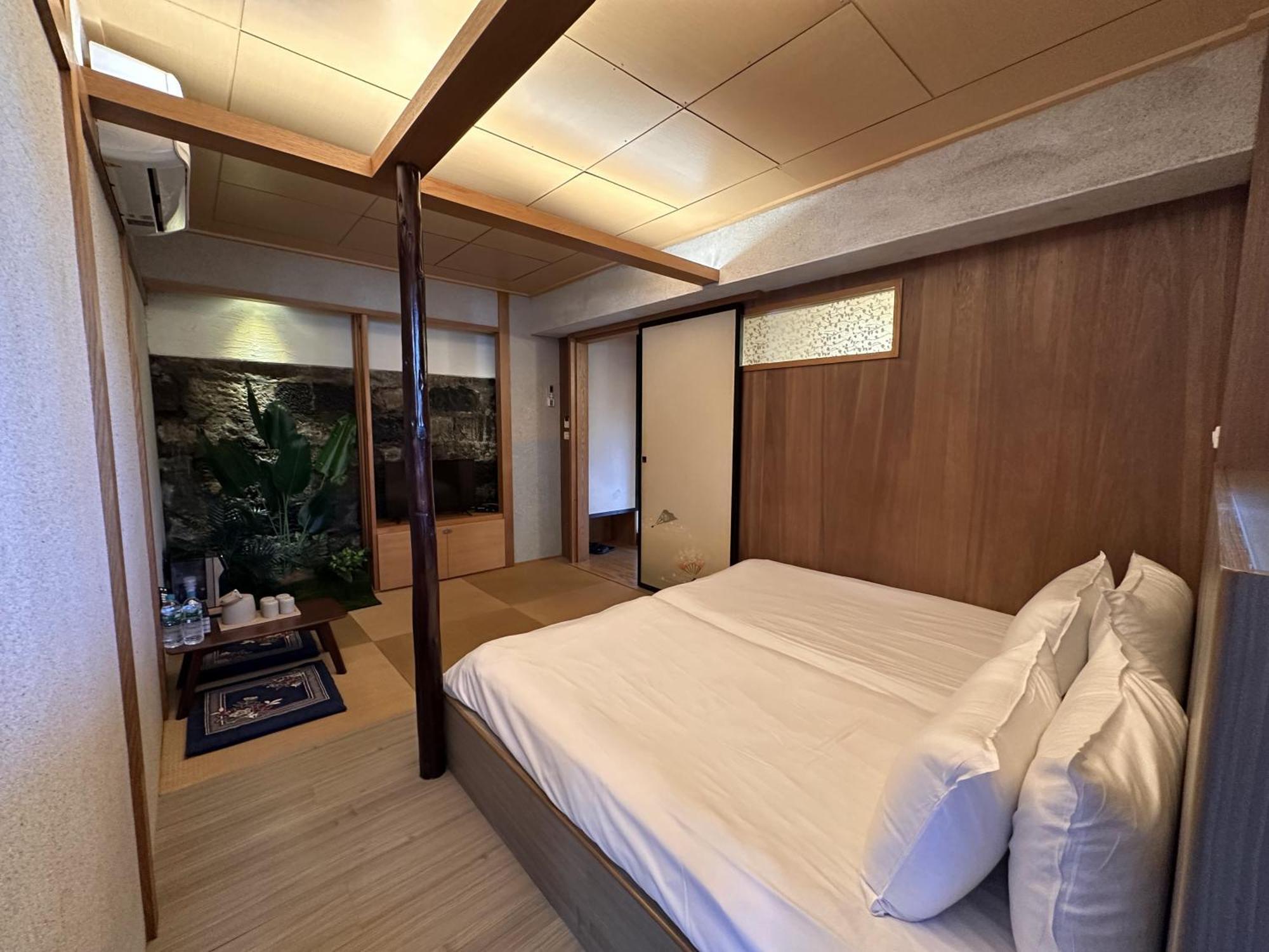 ทไวไลท์ เฮาส์ Apartment จิ่วเฟิ่น ภายนอก รูปภาพ
